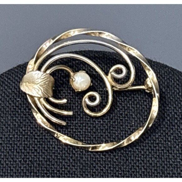 Vintage Jewelry - Vintage Gold Filled Brooch Pearl Leaf Swirl Signed
